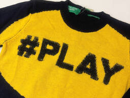 #PLAY Sweatshirt for Little Trendsetters