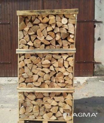 Dry Beech Oak Firewood in Pallets