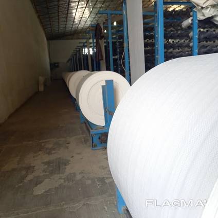 Polyethylene fabric (sleeves).